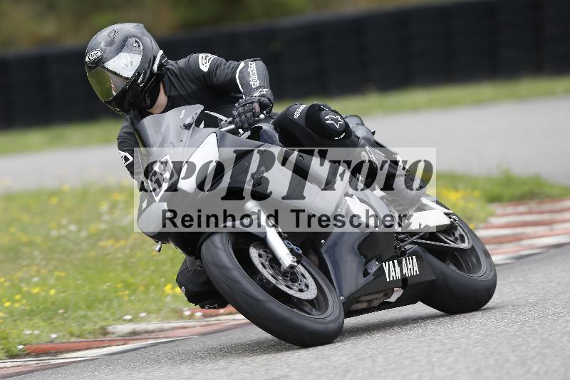 /37 28.07.2025 Dunlop Ride und Test Day ADR/Einsteiger gruen/69